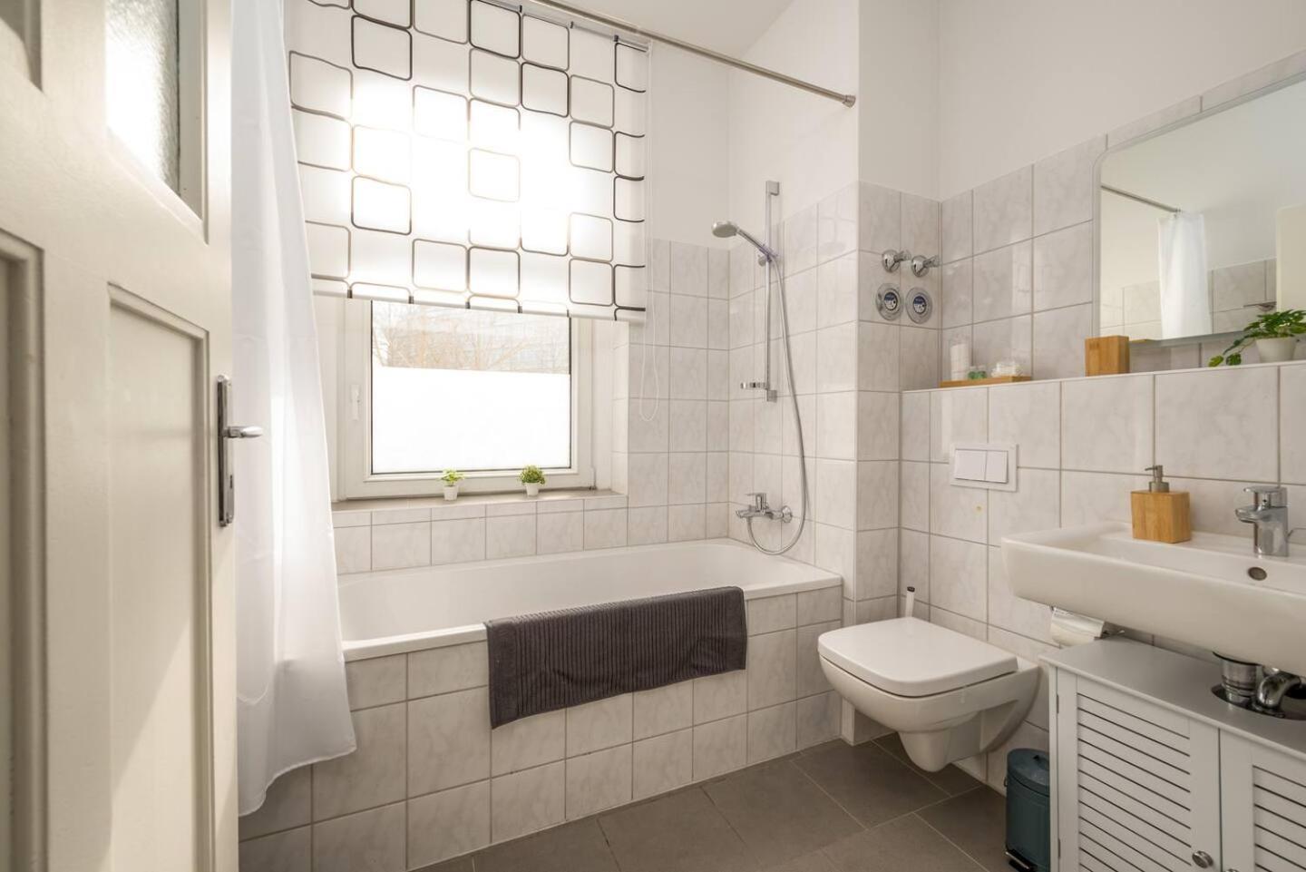Arbio I Retro Apart Near Leipzig Hauptbahnhof Luaran gambar