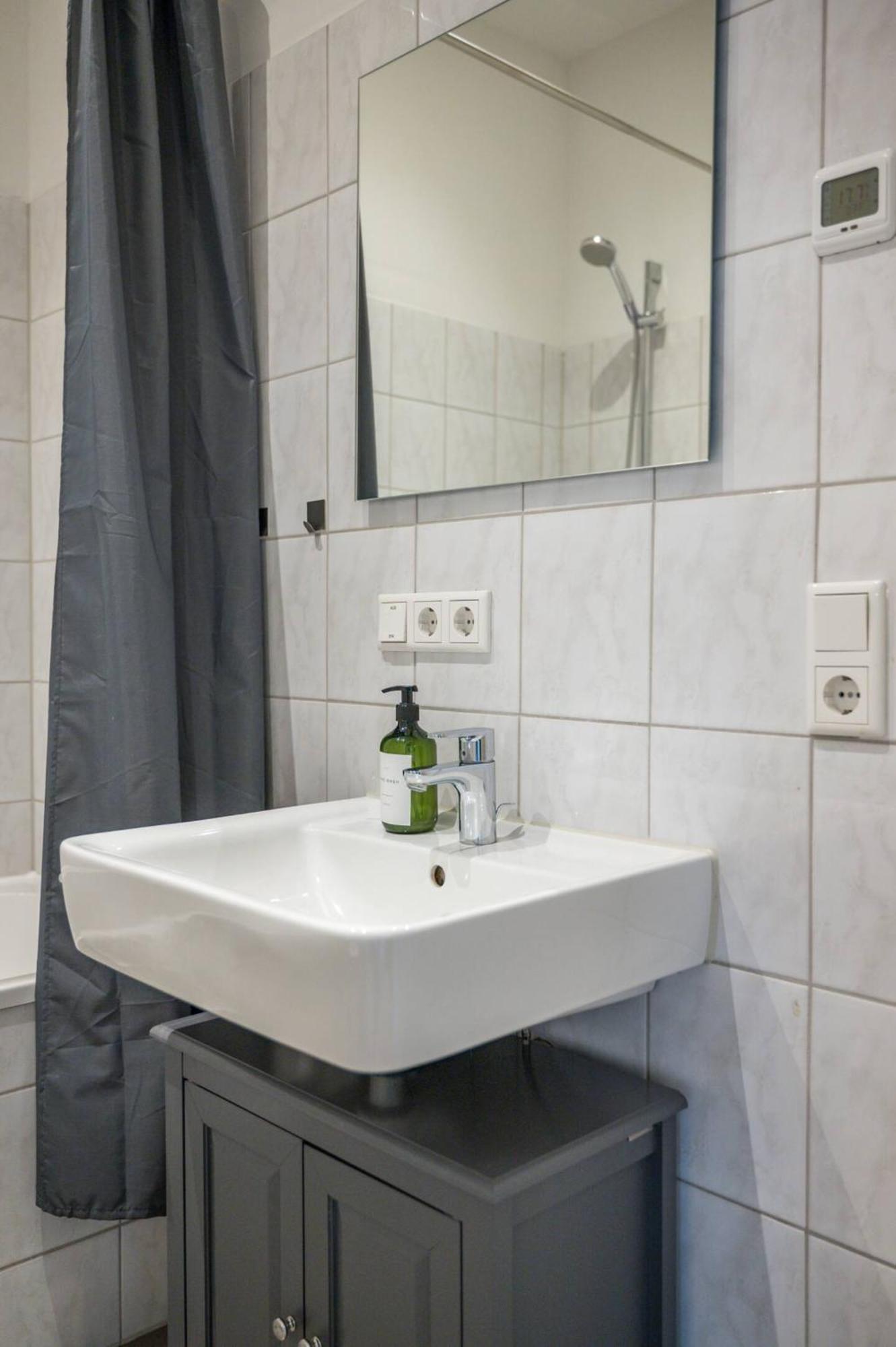 Arbio I Retro Apart Near Leipzig Hauptbahnhof Luaran gambar