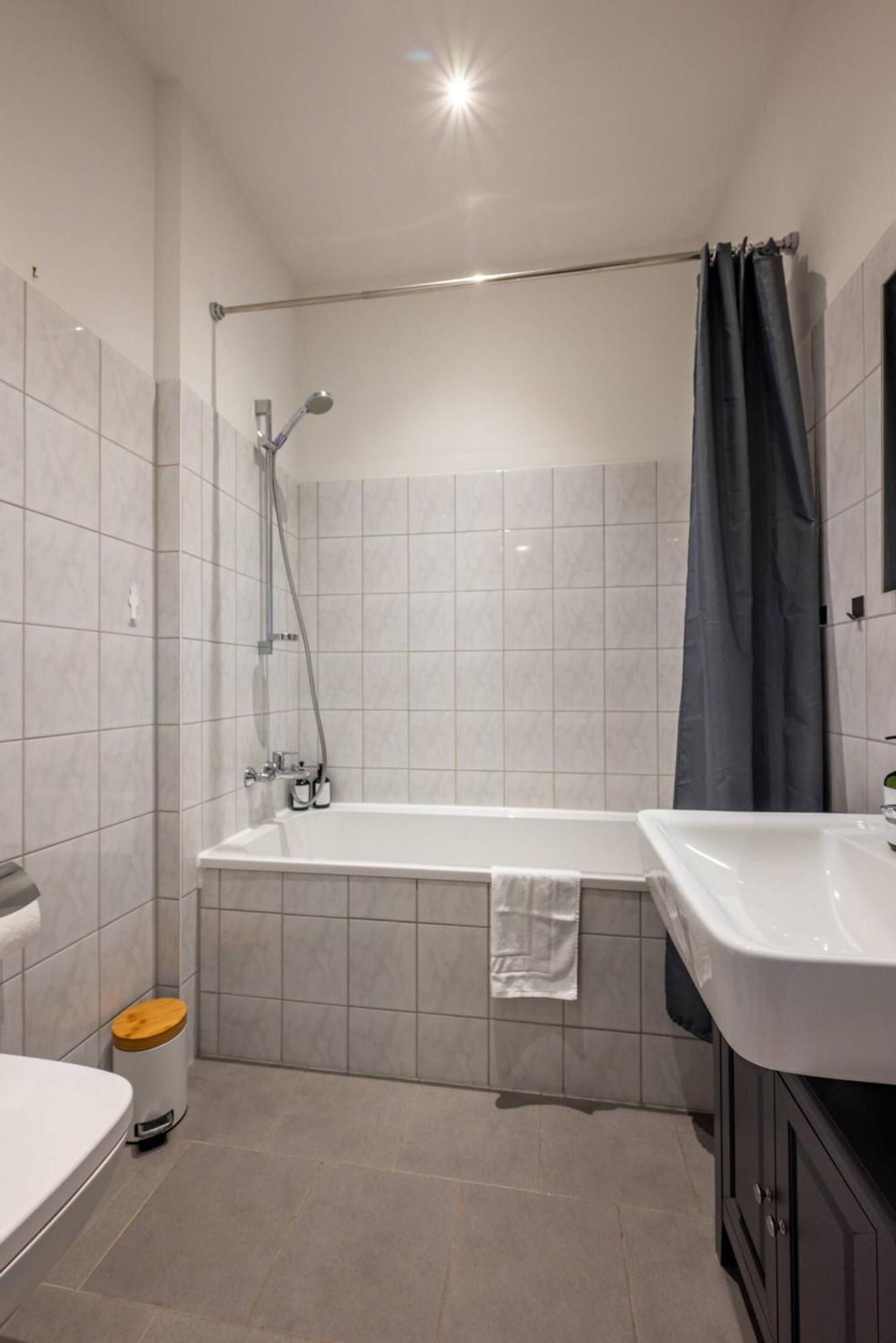 Arbio I Retro Apart Near Leipzig Hauptbahnhof Luaran gambar